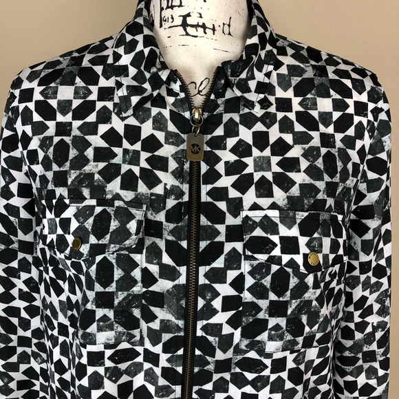 Michael Kors - Picture 2 of 6